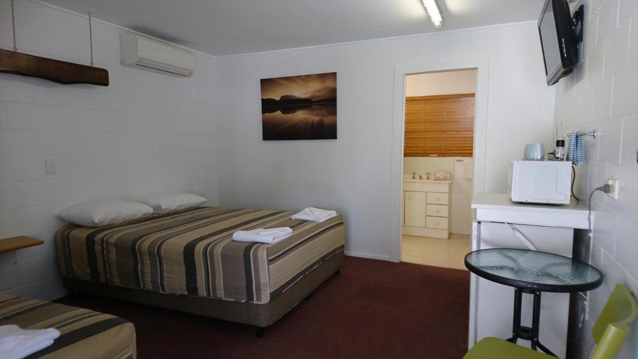 Bororen Motel Exteriör bild
